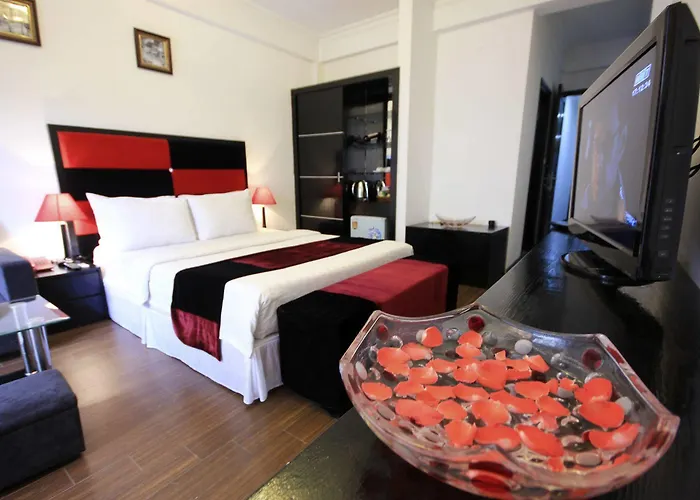 Hanoi Crystal Hotel