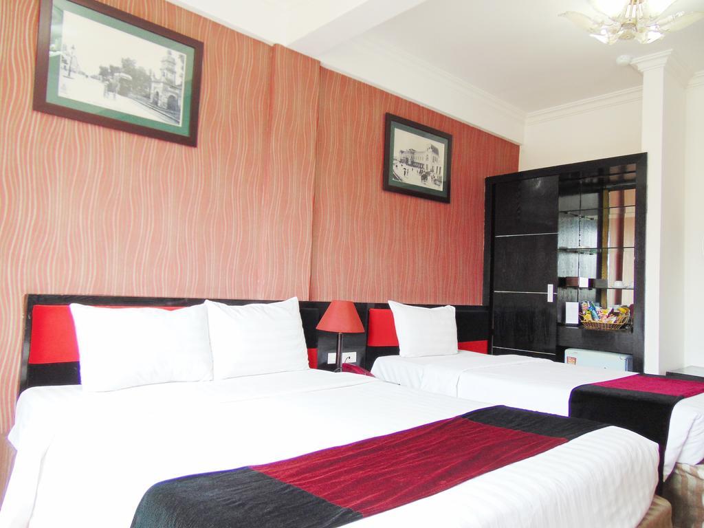 Khách sạn Crystal 3*